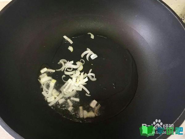 如何做出香菇油菜的步骤？