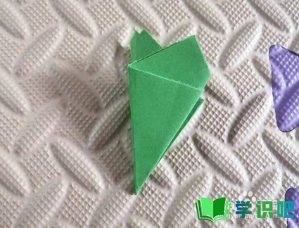 如何剪五角星用折纸一刀剪下？ 第5张