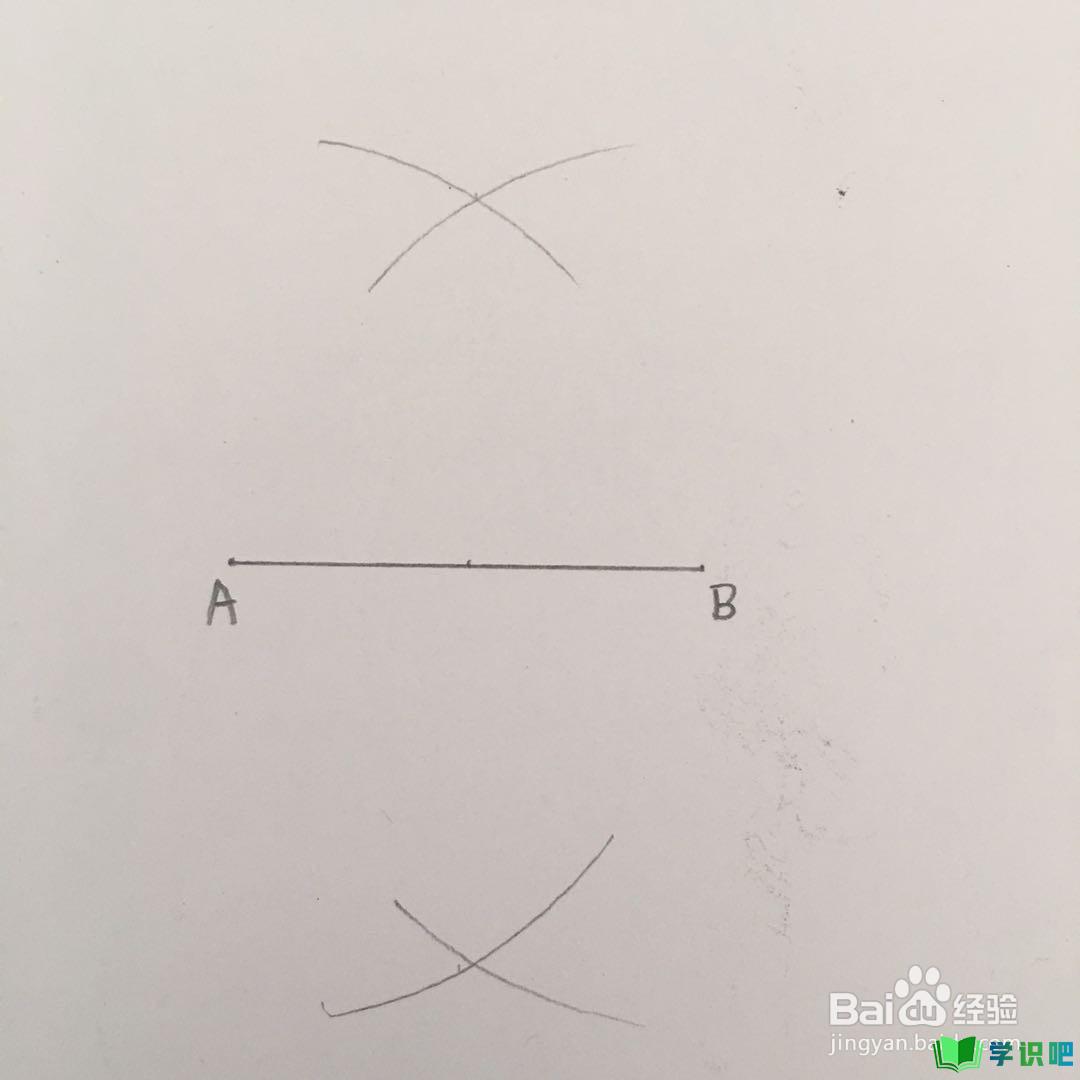 如何作出一条线段的垂直平分线？ 第4张
