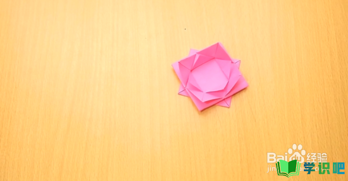 如何制作折纸莲花？ 第1张