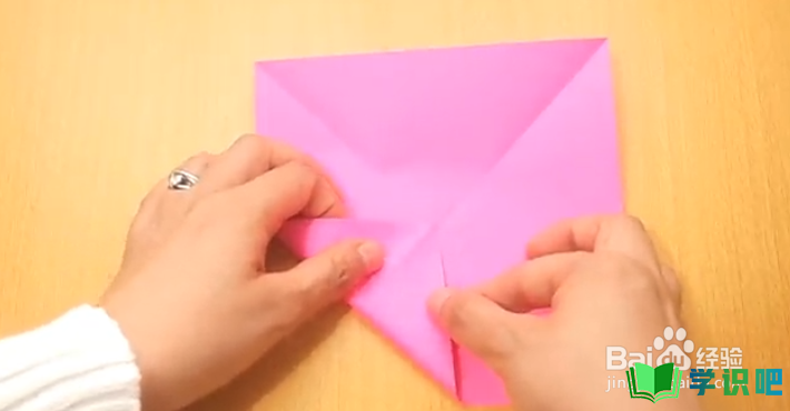 如何制作折纸莲花？ 第3张