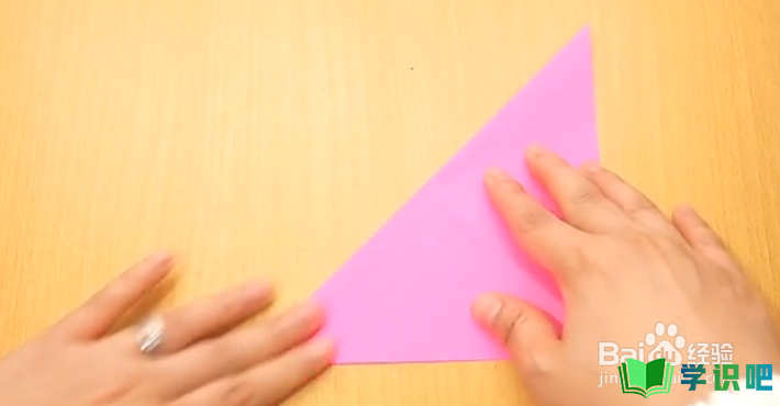如何制作折纸莲花？ 第2张