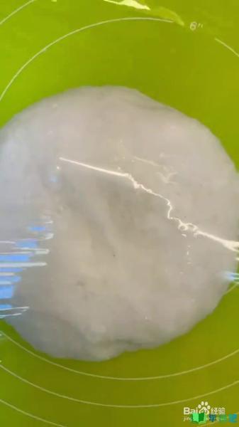 如何制作简单好吃的韭菜鸡蛋水晶包？ 第2张